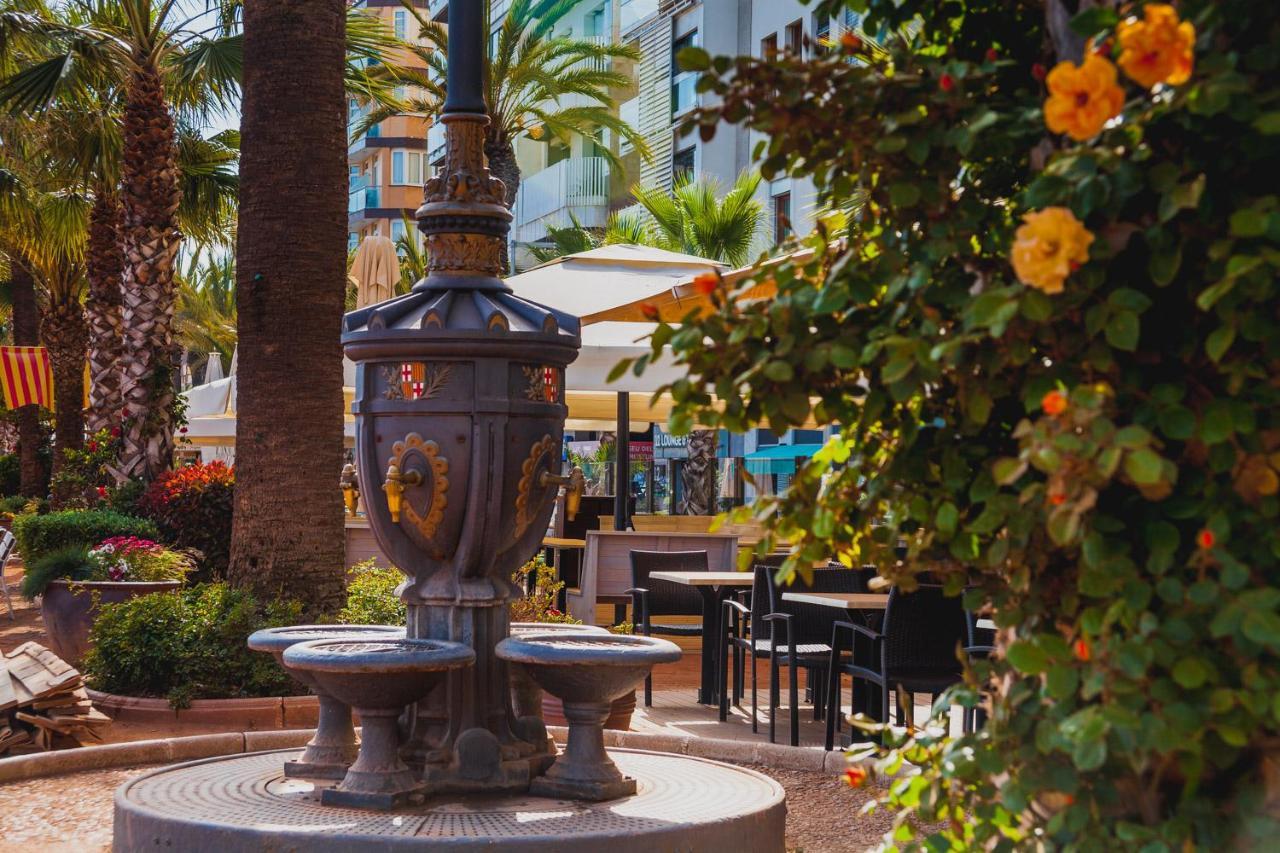 Apartments Sant Lluis Center, 2 Min Walk From The Sea يوريت دي مار المظهر الخارجي الصورة